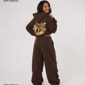 Chocolate brown oversized hoodie with gold heart print